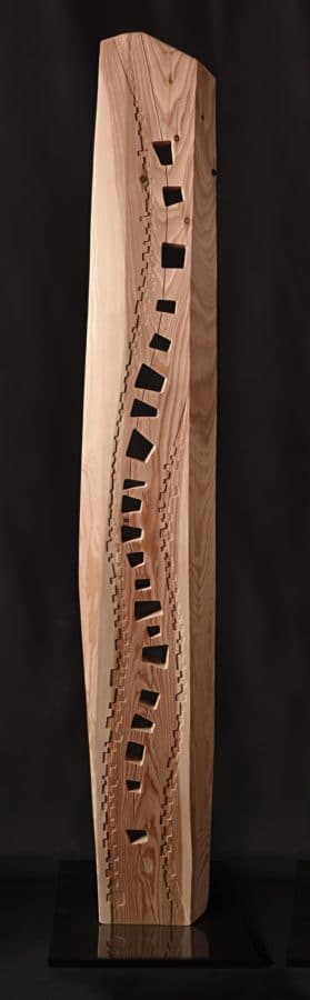 LIGNE D'EAU III | Sculpture contemporaine en bois sur socle métallique | Traitement : bois brut et fixateur naturel | dimensions : 208x45x38 | essence : mélèze (Autriche)