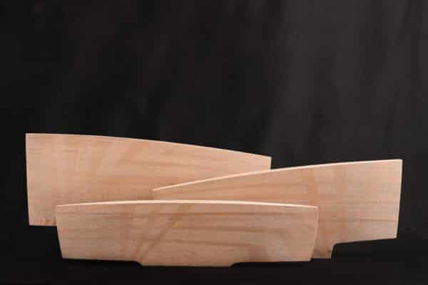GALET II | Sculpture en bois |Traitement : bois brut gravé | Dimensions : 82x20x5 / 82x33x5 / 82x40x5 |Essence : Epicéa / provenance : Jura